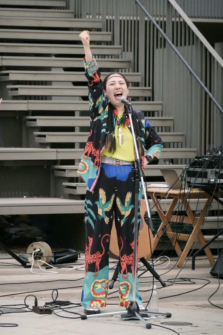 THEPARTYS's tweet photo. 2026.5.23 #小田原大合戦2026
at 観光交流センターにぎわい広場

Setlist
1.ララララオダワラ
2.カンパーリー音頭
3.レッツゴー！ケンコー！
(feat. 北原実咲ちゃん、南伊織ちゃん、吉沢珠璃ちゃん from 22/7)
4.働く人へ

📸GLAMTANKSたいちゃん
インスタは多めに載せてます！

#パーリーズ #ナナニジ https://t.co/EcbKa7yXl4