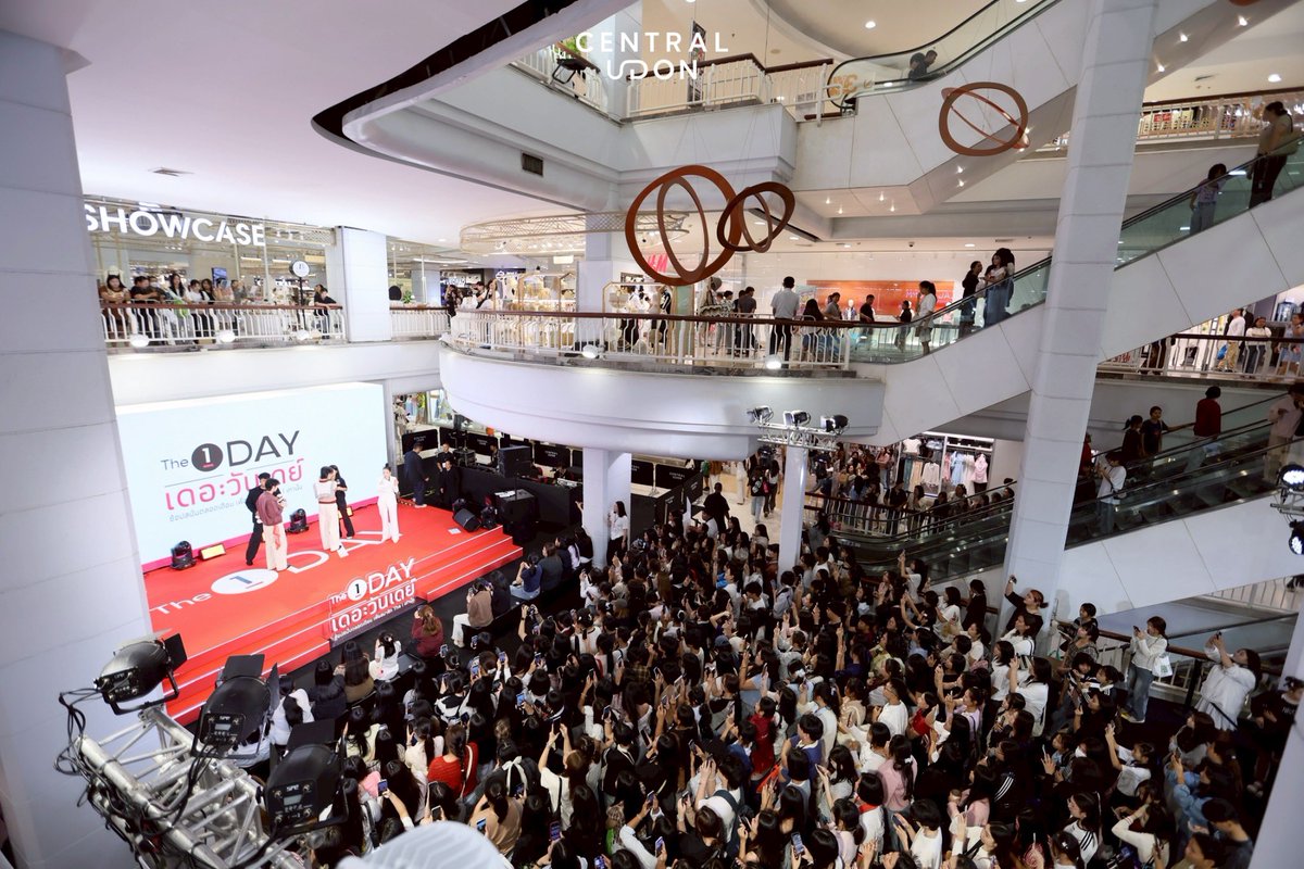 CentralUdon's tweet photo. ขอบคุณที่มาหากันน้าา 💗🫶🏻
บรรยากาศ Mini Concert จาก LATTE x KIM 😍 ในงาน The 1 Day Mini Showcase พบความสนุก และกิจกรรมมากมายเพื่อสมาชิก The 1 ✨

📍 ลานกิจกรรมชั้น 1 เซ็นทรัล อุดร 
#The1Day2026 #The1xLatteKim #LatteKim #CentralUdon https://t.co/nY1QoVKa2I