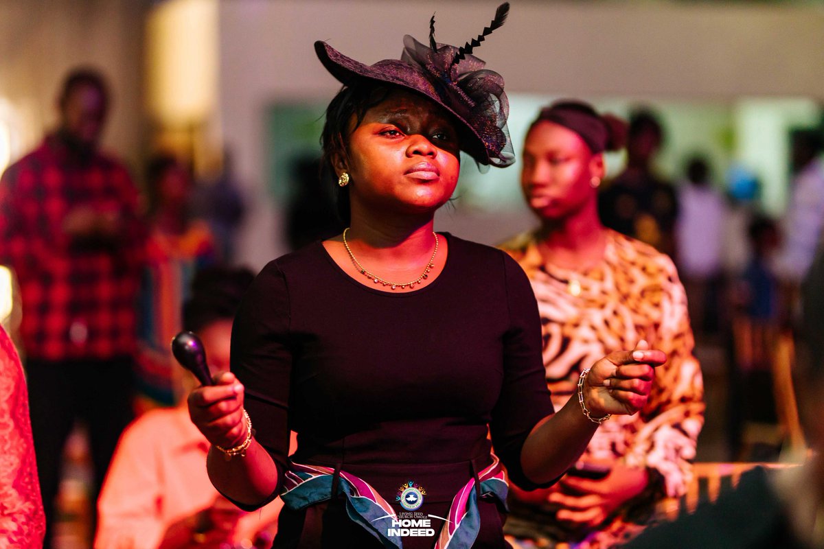 rccglsc_'s tweet photo. Opening Prayer
What a way to welcome our sweet Holy Spirit into our midst!
In prayer we welcomed our God into our service today, you are welcome Lord to tabernacle in our presence.
#rccglsc #teamard #sundayservice #explosivegrowthdrive https://t.co/TmdluxBloA