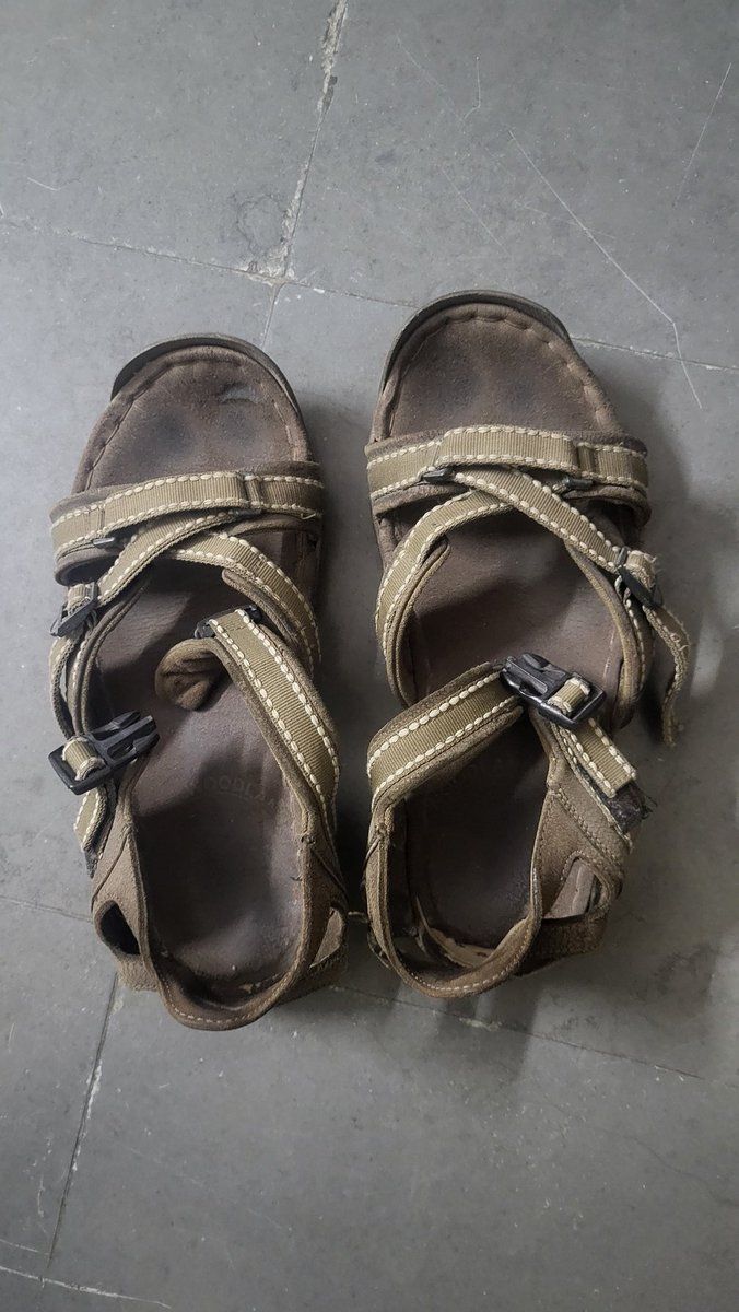 Explore_HYD's tweet photo. Love woodland for its reliability.Bought these in 2020 January. Unless we throw away if we feel bored of using it, these will be with us.
@Woodland https://t.co/NdWobAt3vQ