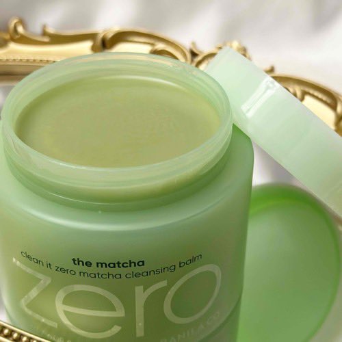 atari0404's tweet photo. BANILA CO × THE MATCHA TOKYO コラボのクリーンイットゼロ抹茶クレンジングバーム
Qoo10メガ割で39%OFF (1+1)6,500円→3,960円に✨️
グリーンカラーが可愛い💚
とろけるテクスチャーでメイク落ち◎
かわいいスパチュラ付きでお得だから買うなら今🉐

@banilaco_japan https://t.co/lC413HI15S