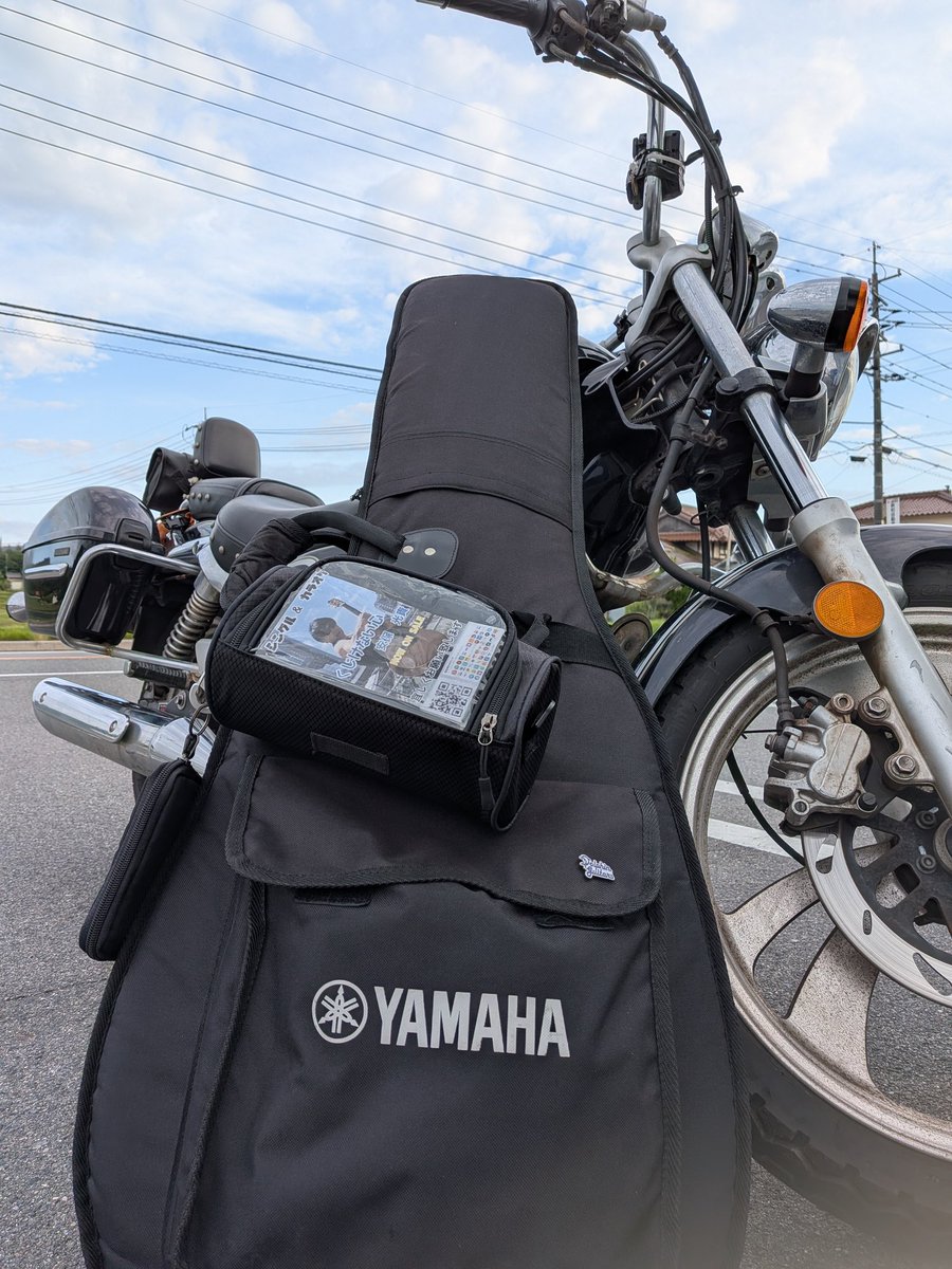 ABO97290471's tweet photo. 呉バルLIVEで歌って来ました！バイクで行ったので商店街を押したら歩行者になるから会場ギリギリまで止めれて良かった🎸🏍️😎 https://t.co/voqjqQXdm8