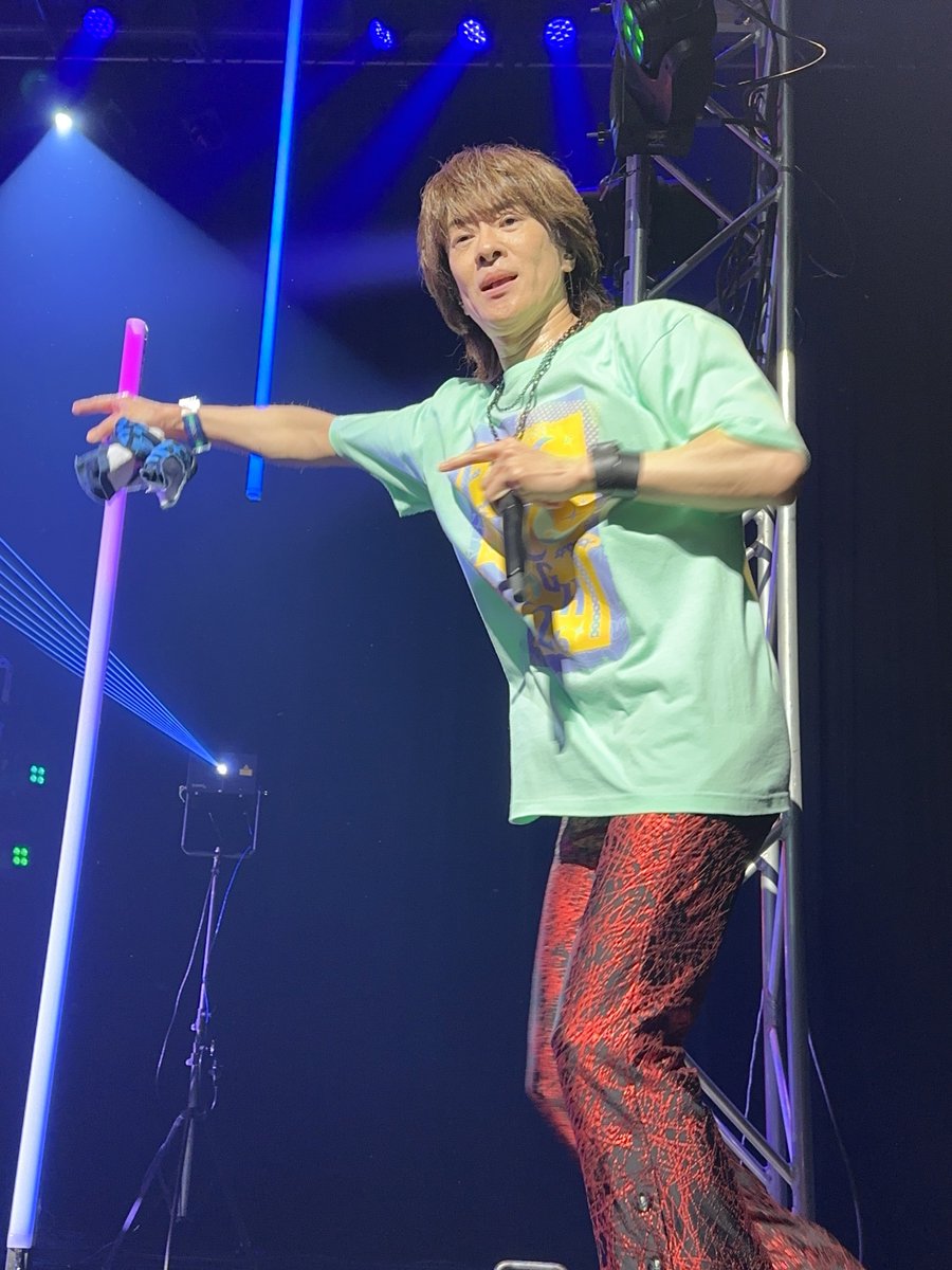 とも tweet media