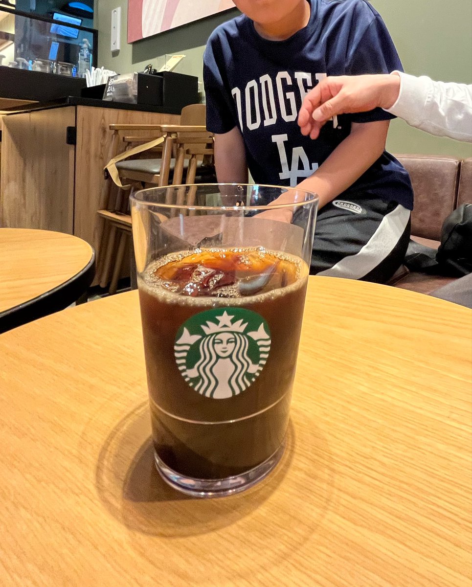 vr_infinity's tweet photo. 子供たちとスタバ行って来ました☺️ https://t.co/NZFU4dceZU