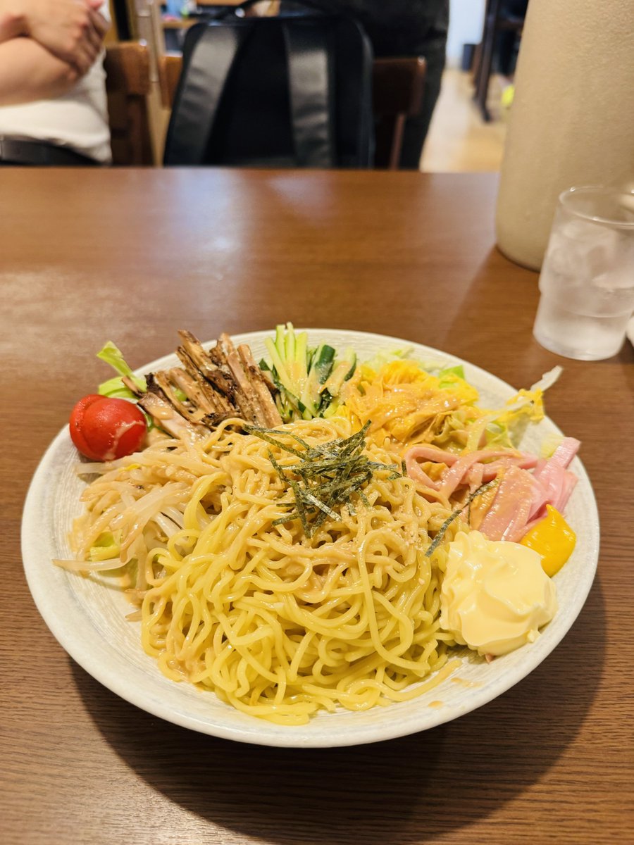 kenkenv's tweet photo. 冷やし中華デビュー
(名古屋人はマヨネーズ必須) https://t.co/RM2Mti7x7G