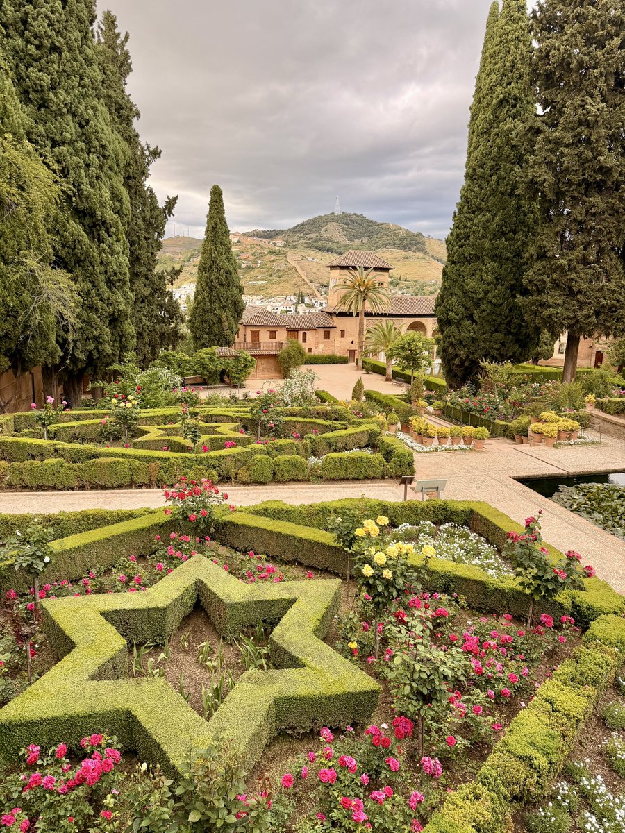 ReapingRubi's tweet photo. A little vacation never hurt anybody. #spain #granada #malaga https://t.co/XCMXAdezG8