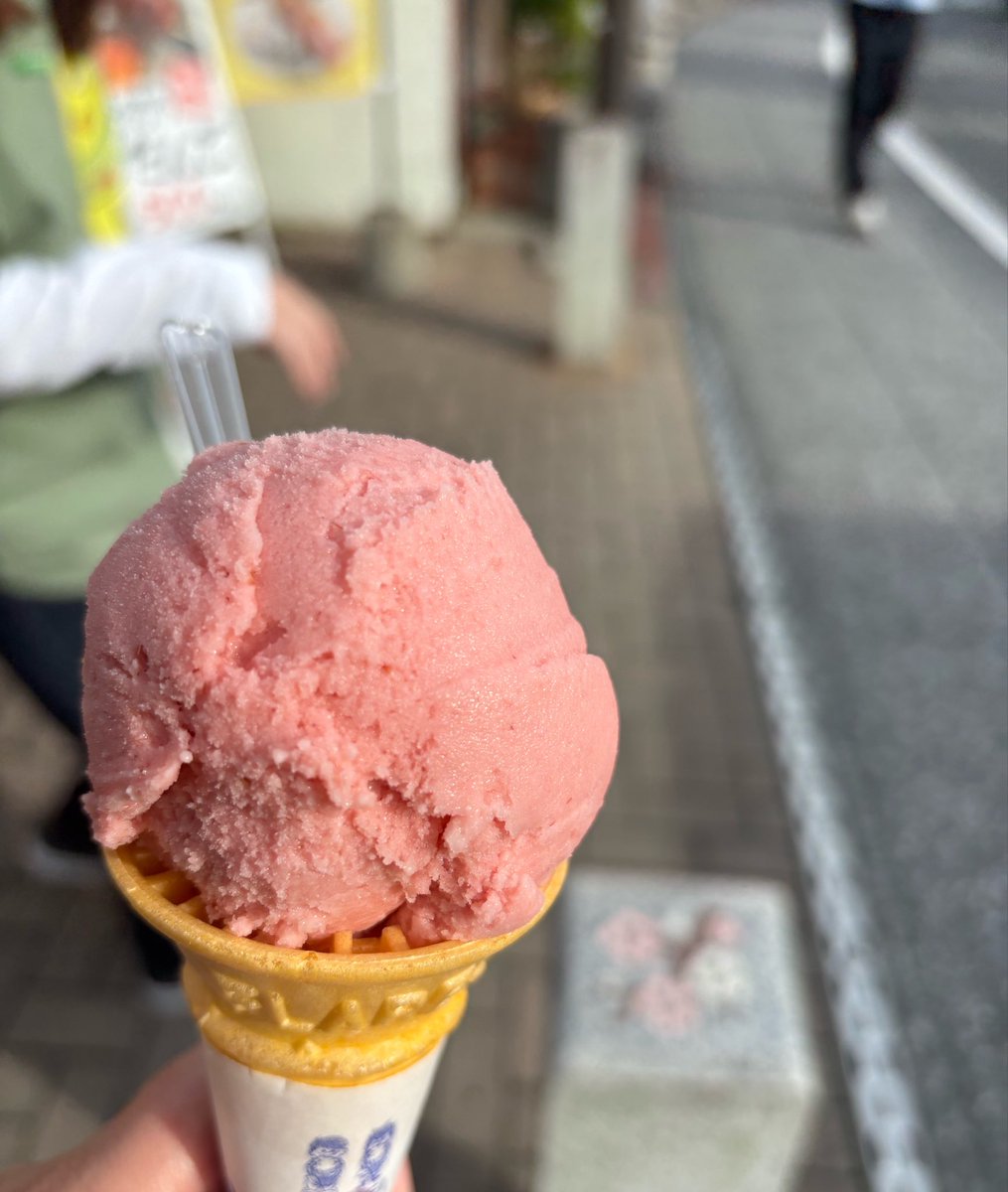 あすか(ペアンヌ命名なすか、ふにゃ命名いちごGL、チームやべーごろー) tweet media