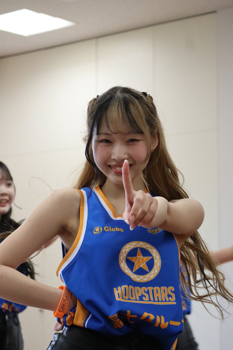 Purora89's tweet photo. 幸せなひとときをありがとー🧡
推ししか勝たん
#HOOPSTARS
#AIちゃん
#ファン感謝祭 https://t.co/irk4VrkkMJ