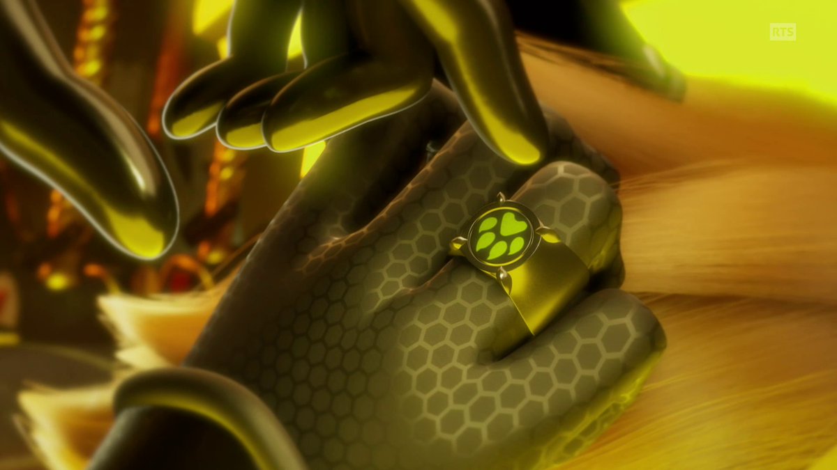 ChatBlog009's tweet photo. #MLBS6Spoilers I don't see the same comment when Cat Noir wasn't able to do anything until Ladybug came to his rescue. https://t.co/YgFNQJD9yG