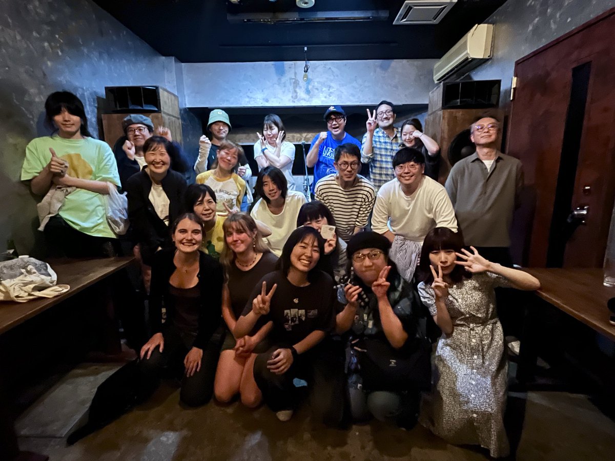 redgocarrrt's tweet photo. Little Chair Japan Tour 2026
京都西院サブマリンありがとうございました❣️

Little Chairの溢れるインディスピリットに打ちのめされリハから号泣😭自分の初期衝動にも火がつきました🔥好き好き言い続けたKUNG-FU GIRL🥋ギターの重なりが超絶カッコ良かった！N-16の出す音は完全に同志！と思いました https://t.co/cCPyK0rxL4