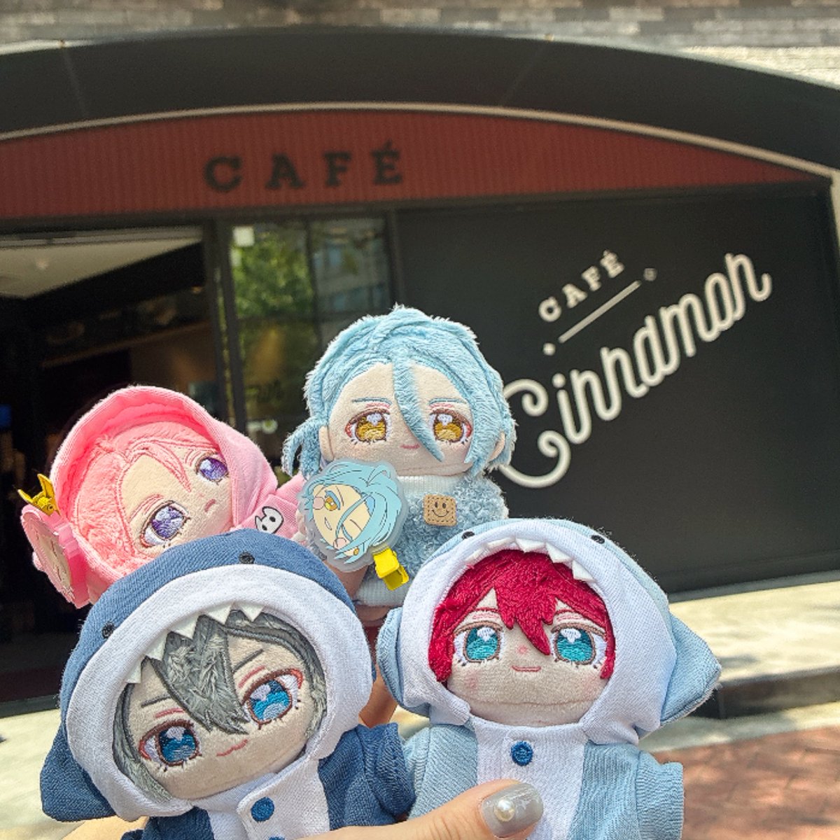 962_____'s tweet photo. 大遅刻だけど！
燐音くんハッピーバースデー！！
実は数日前に初シナで友達とお祝いしてた🎉
これからもずーっと大好き🫶 https://t.co/RNDgsg1UJX