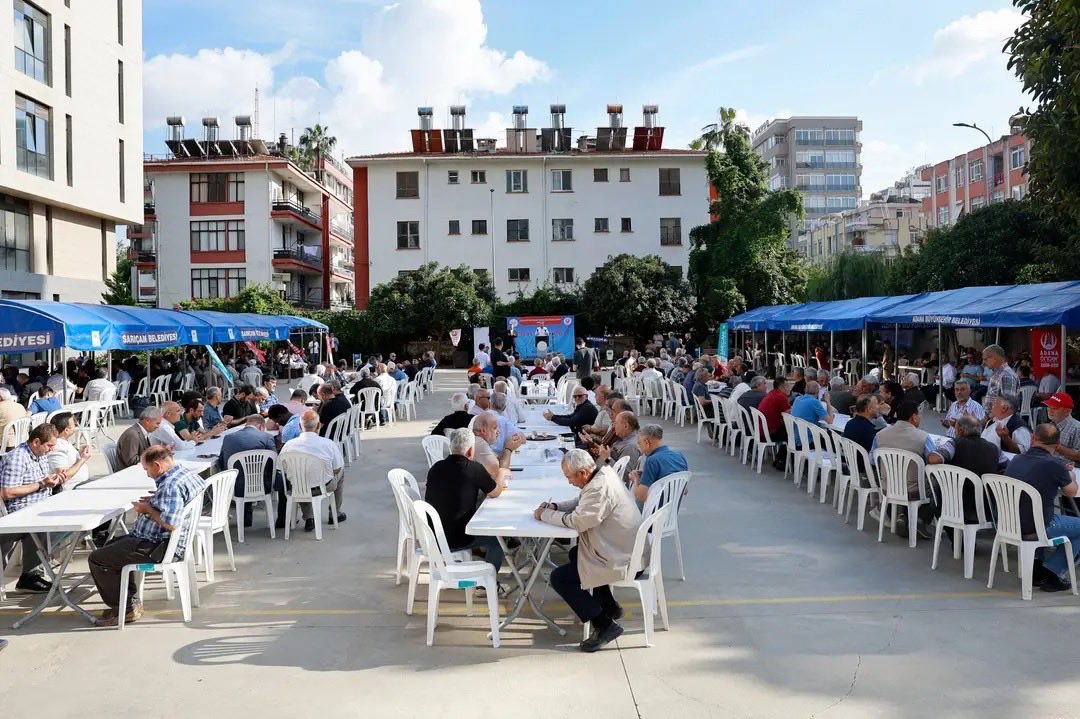 AdimDer01's tweet photo. Geleneksel Pilav Günü Programımızı onurlandıran Adana Valimiz Sayın Mustafa YAVUZ’a, Adana Milletvekilimiz Sayın Ahmet ZENBİLCİ’ye, Çukurova Üniversitesi Rektör Yardımcılarımız Prof. Dr. Sayın Ömer KORKUT ve Prof. Dr. Sayın Hüseyin AKILLI'ya şükranlarımızı sunarız. https://t.co/YmfIMPsL50