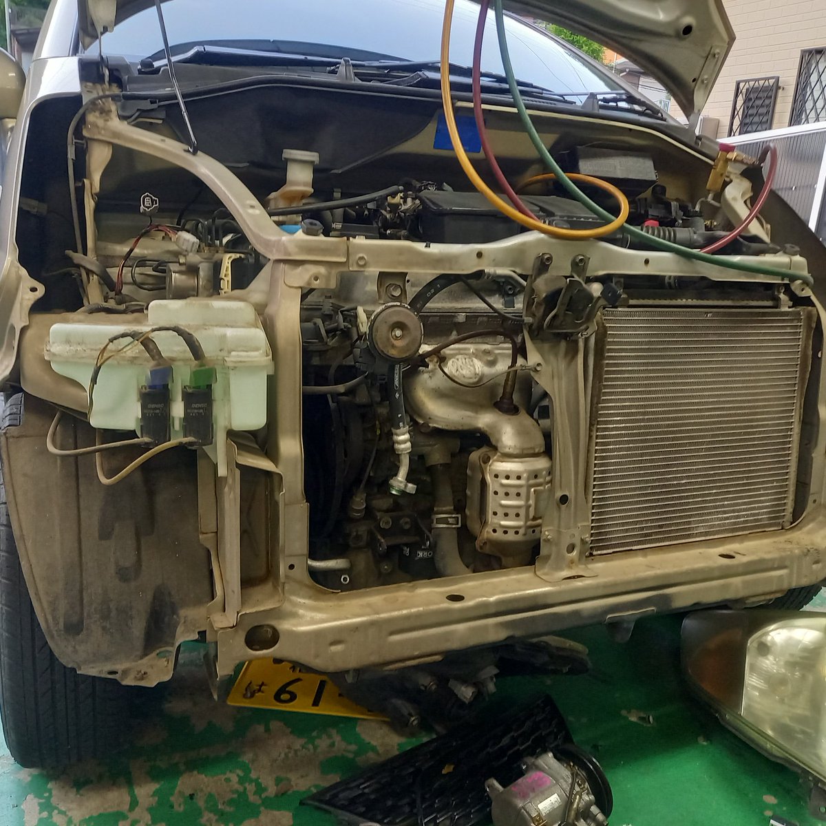 Power637T's tweet photo. 本格的に暑くなる前にいちやく有名？？になったモコのクーラーコンプレッサーロックで立ち往生してしまったコンプレッサー交換！
これてまだまだ乗れます😁

王様とお子さま達には大変ご迷惑お掛け致しました🙇 https://t.co/b0EddMMFr1