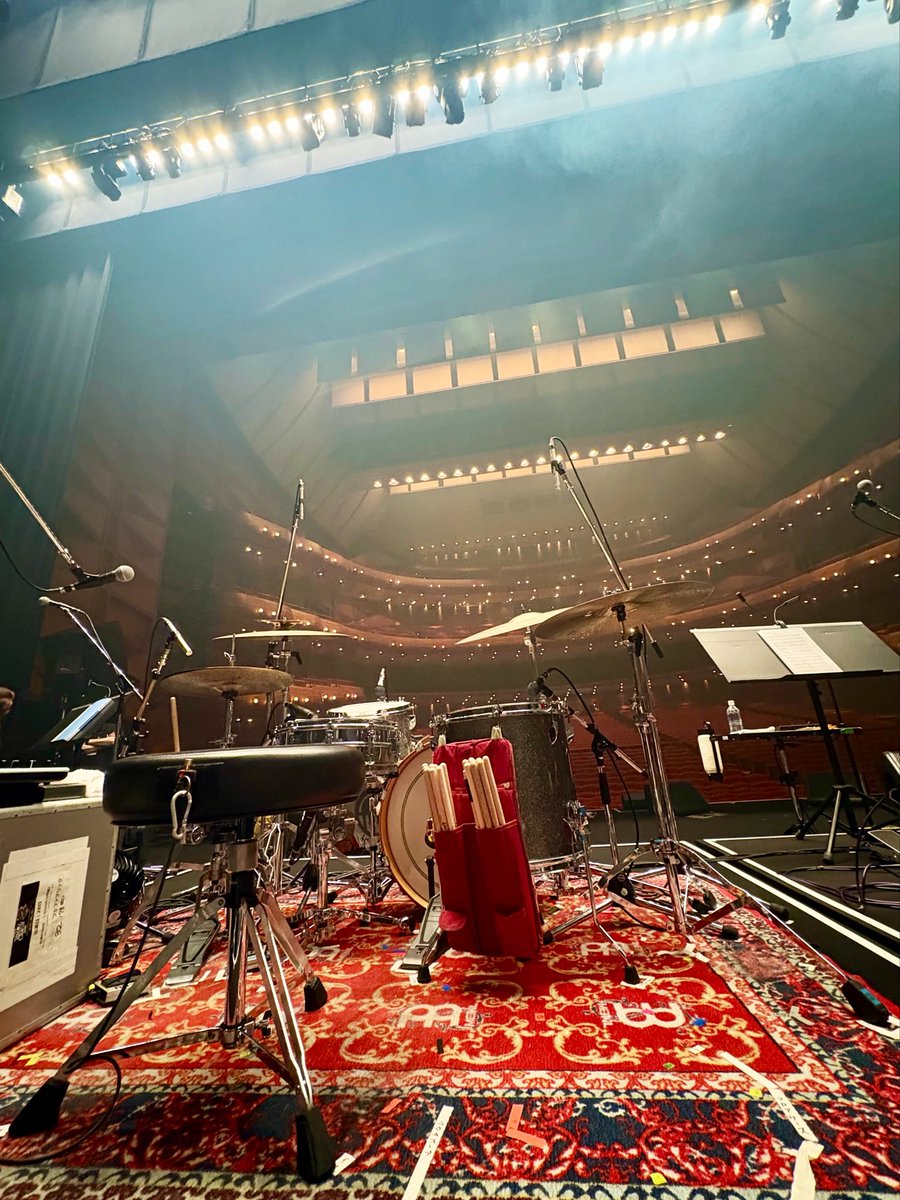 TomTamada's tweet photo. レキシ vs オシャレキシ 
TOUR 2026 
～RETURN OF OSHAREKISHI～
at 神戸国際会館 こくさいホール
https://t.co/biR3uVLNRL https://t.co/WBEorxrKJs