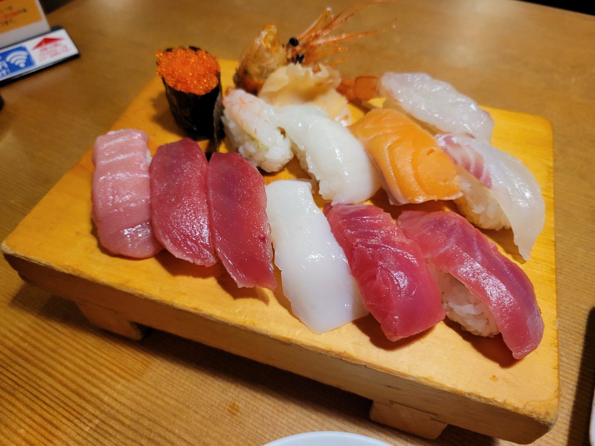 tango_meteor's tweet photo. 今週もお疲れ様でした https://t.co/mKAzQz0iwt