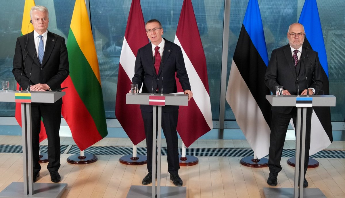 Stanisław Żaryn tweet media