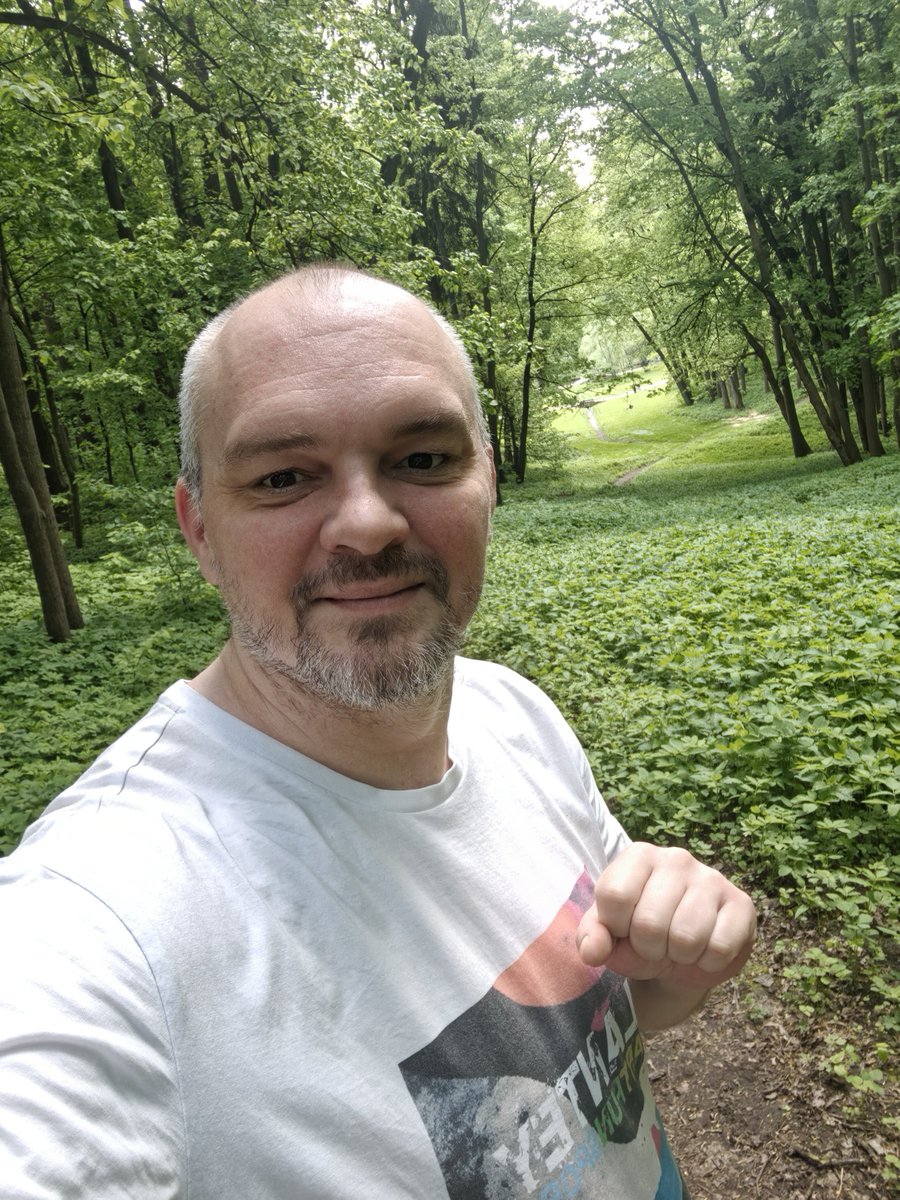 LanteyArt's tweet photo. В парке Царицыно https://t.co/bHQvSQoUzA