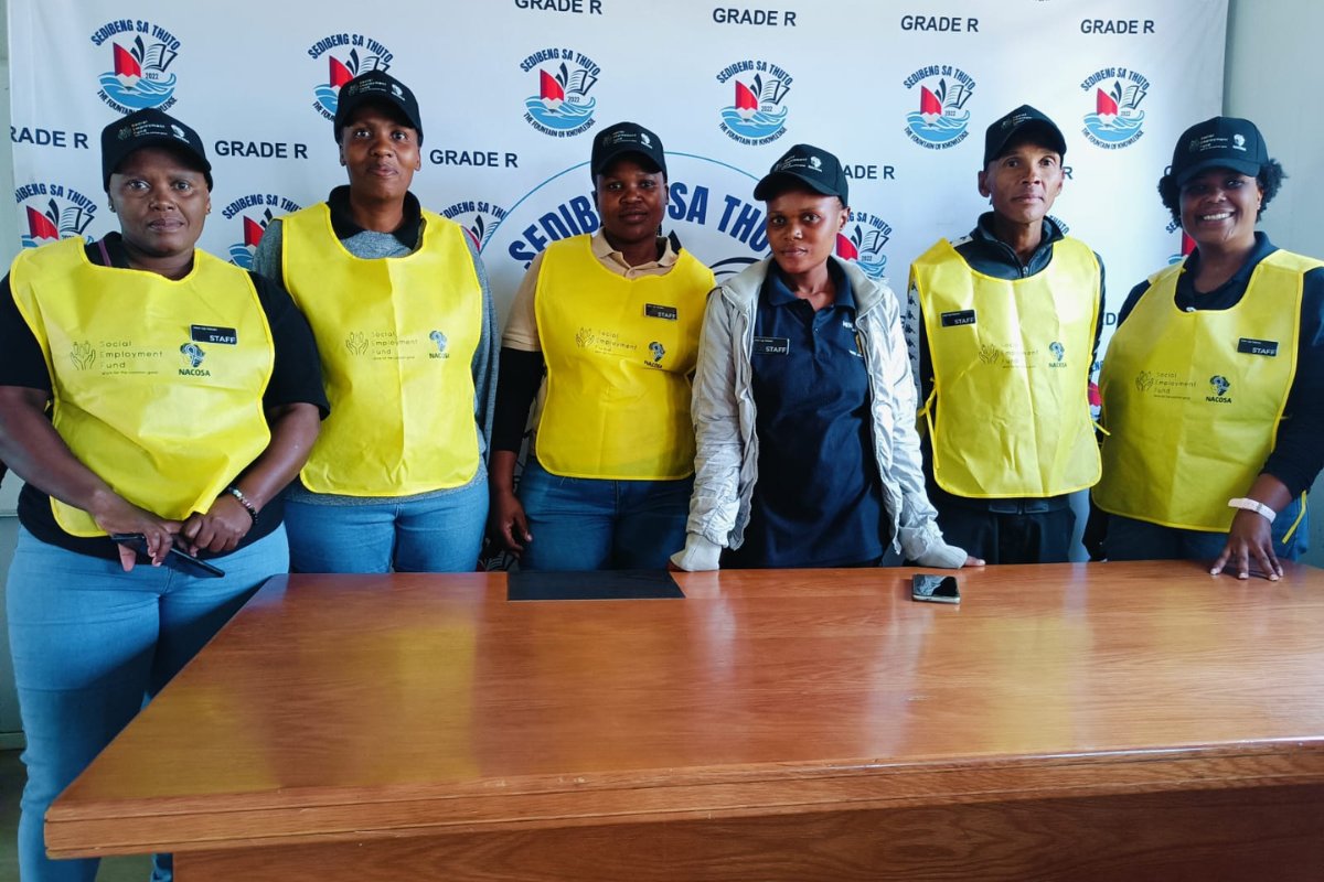 NACOSANet's tweet photo. Community-led organisations like Men Up Ndoda play an important role in creating safe spaces for survivors of gender-based violence and driving change at grassroots level. https://t.co/wFM673zDSE

#SEF #WorkForCommonGood #EmpoweringLives https://t.co/WdqWsrUOxT