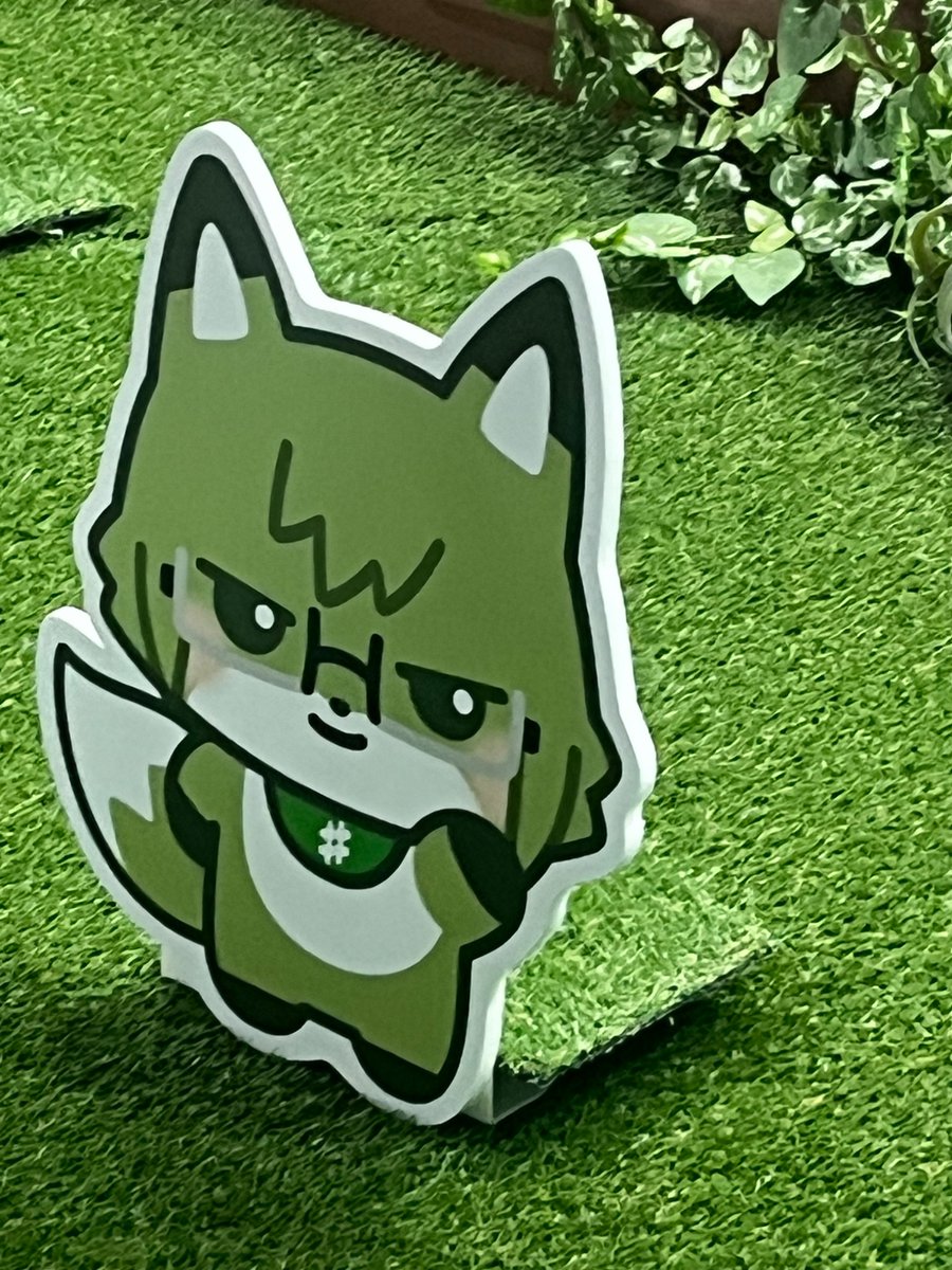 特売めろん tweet media
