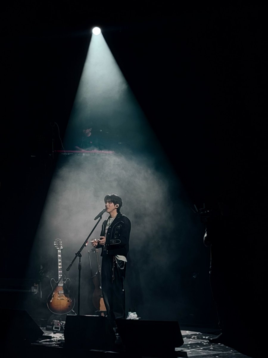 isaac_official_'s tweet photo. 🎤

2026 Isaac Hong Concert <Sway> 둘째 날!
잊지 못할 순간들을 함께 만들어주셔서 감사합니다🔥

#홍이삭 #IsaacHong
#Concert #Sway https://t.co/AblimscDwv