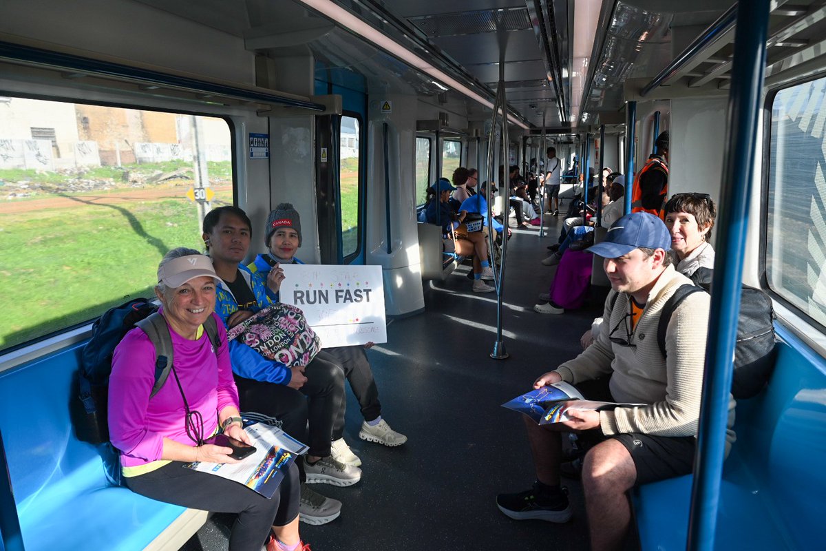 MetrorailWC's tweet photo. Remember, trains are operating across the region 🚆

Go out and support the runners, cheer them all the way to the finish line, and let the #PeoplesTrain get you there hassle-free

After the Marathon, trains will also be available to get you safely back home. 
#CTMarathon  #PRASA https://t.co/fSxdgNeTn9