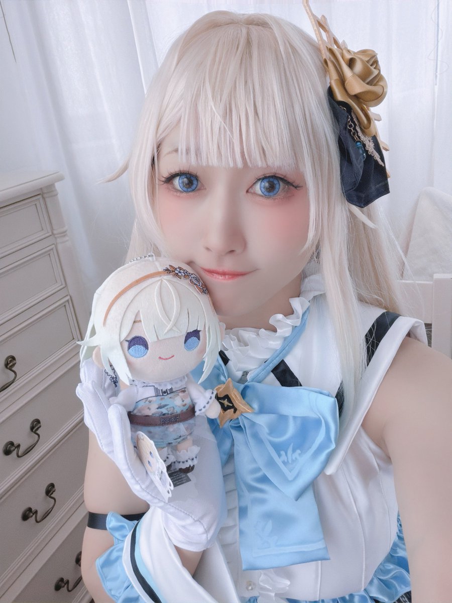 akari_mo's tweet photo. 2着目はダイヤモンド・イン・ザ・ラフ　藍沢エマちゃんの衣装作りました🩵

 #Vspo_BLΔCKbouquet_0524 https://t.co/4pKm1IgLzG