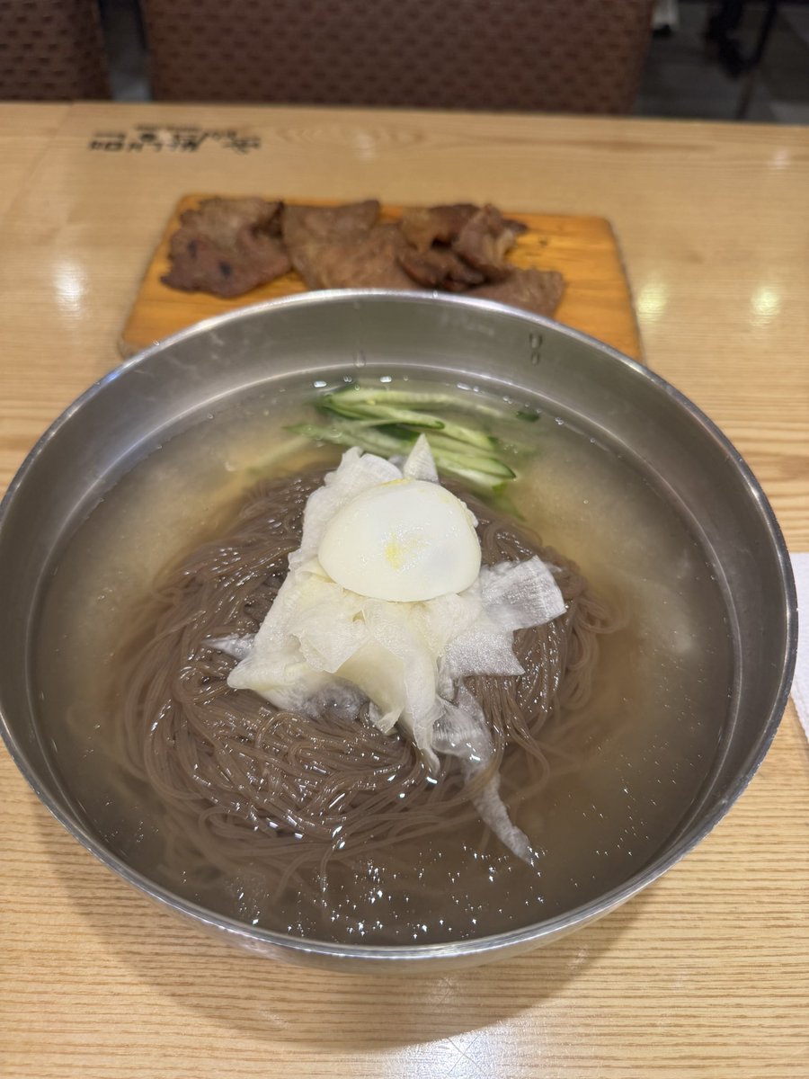 wanaai3's tweet photo. 無事帰国ー！
ジェファンくんの誕生日当日にはいられなかったので、カフェとかは全然行けなかったけど、久しぶりにゆるっと韓国行けて楽しかった☺️✨
日本にはまだ来てないCHAGEEのジャスミンミルクティーも韓国でほぼ並ばずに飲めたし、食べたいものも食べてたくさん歩いて健康的な渡韓でした笑 https://t.co/hX8r1cTKFY