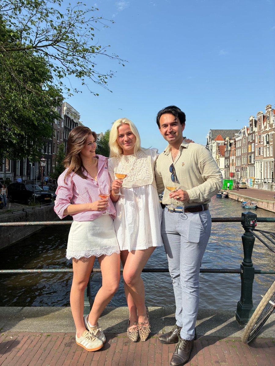 Adriaan van Waalwijk van Doorn tweet media