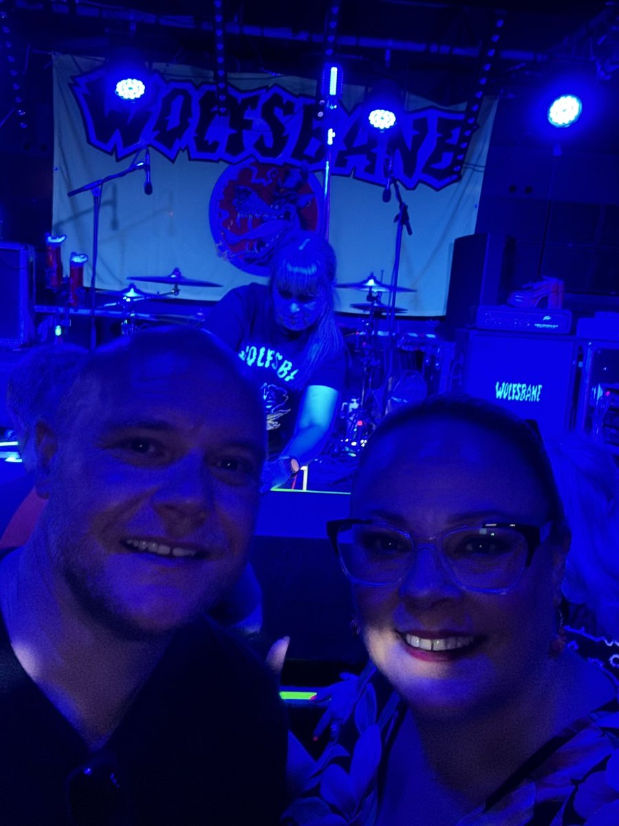 securtask's tweet photo. The ever awesome @WolfsbaneHMS @realblazebayley in hull last night better than ever and 40 years!l of HMS!! 
Love you guys thanks for an amazing set 🥰🥳 https://t.co/K1V2zFvcKV