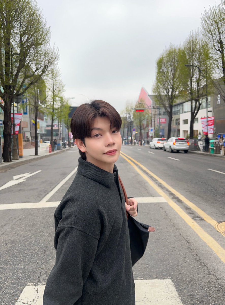 BUGDanuphop's tweet photo. ☕️✨#BUGDanuphop https://t.co/pQ1mUCvbqM