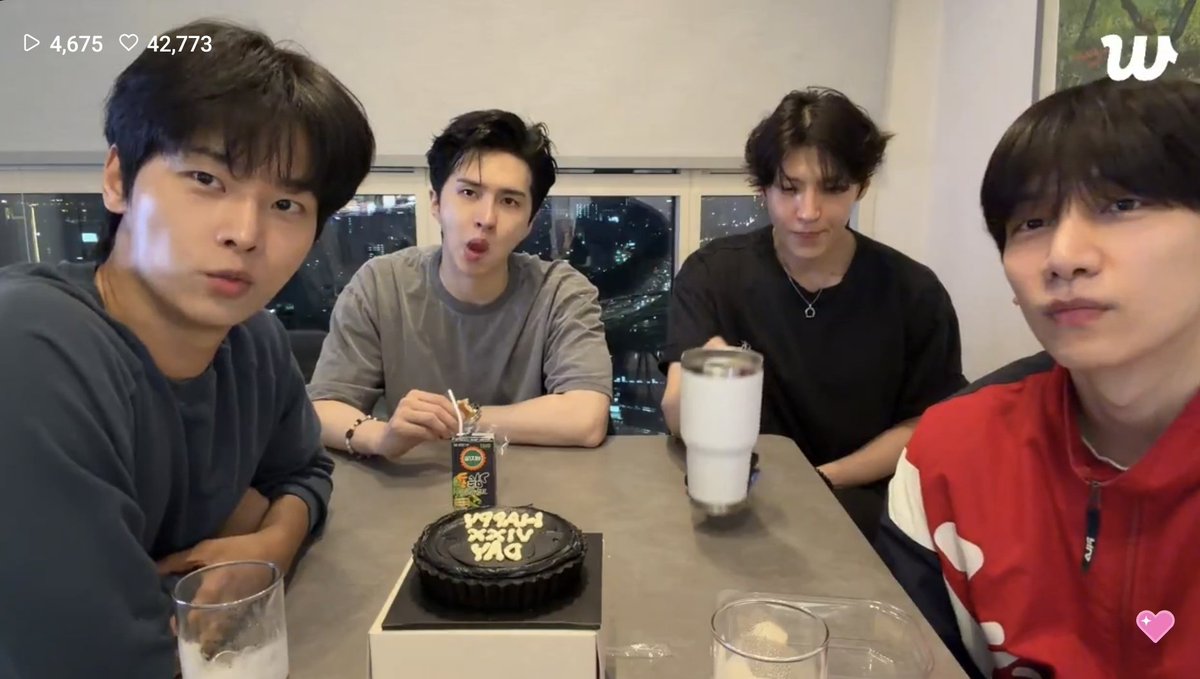 vixxwhipped's tweet photo. My loves 🥹🥹 https://t.co/0CwagU8UN7