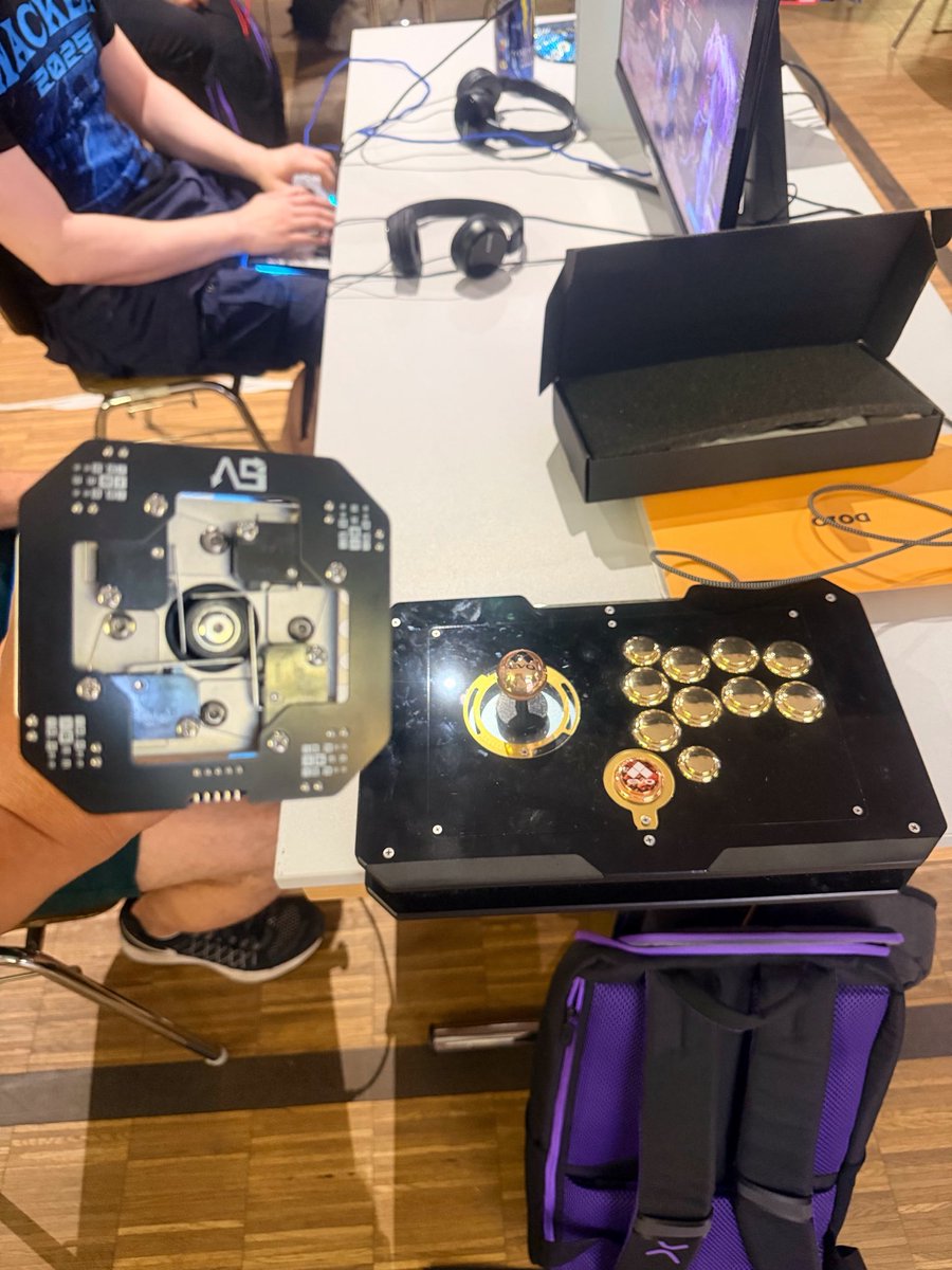 Sidnificus's tweet photo. Golden clan in Luxembourg 

@goldenlever @wazwuz https://t.co/n1ULInK6k0