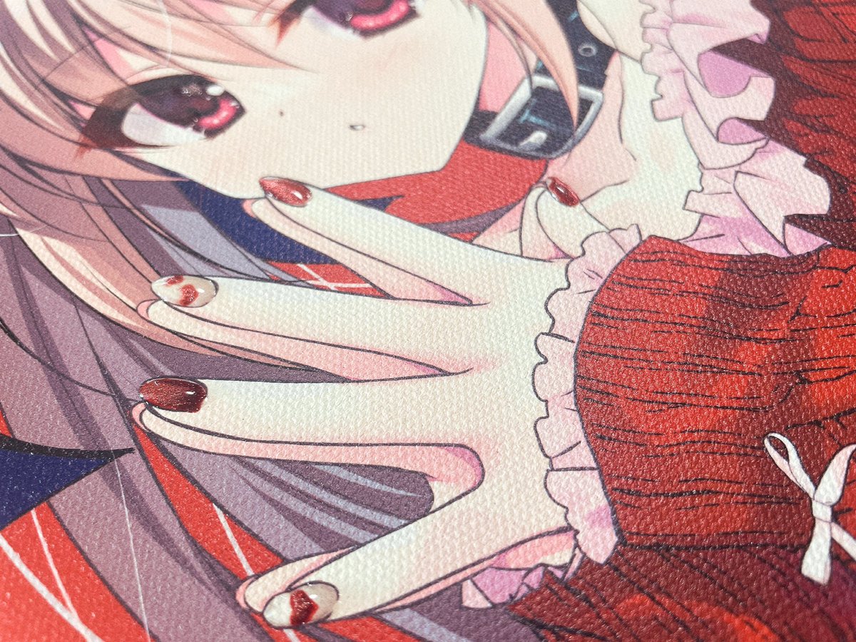 リアルネイルアート姫月ちゃんのキャンバスアート再版したいなと思うのだけど、1枚1枚手塗りなので時間かかること見越して早めに印刷出す予定٩(๑❛ᴗ❛๑)۶ 