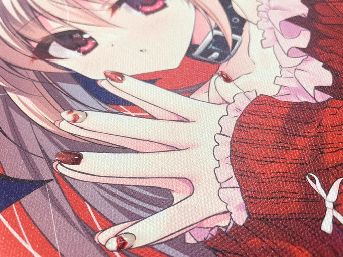 リアルネイルアート姫月ちゃんのキャンバスアート再版したいなと思うのだけど、1枚1枚手塗りなので時間かかること見越して早めに印刷出す予定٩(๑❛ᴗ❛๑)۶
