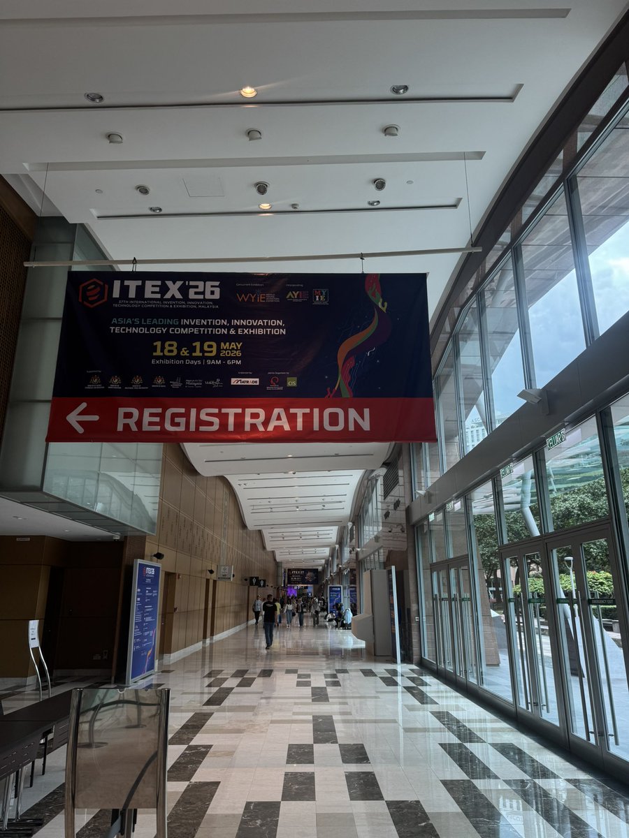 cryforbambii's tweet photo. بحمدالله وبتوفيقة حصلت على الميدالية الفضية🥈 و جائزة خاصة ذهبية🎖️ في معرض  #ITEX2026 الدولي للاختراعات، سعيدة جدًا لتمثيلي لوطني الغالي https://t.co/7rQOvKLFqK