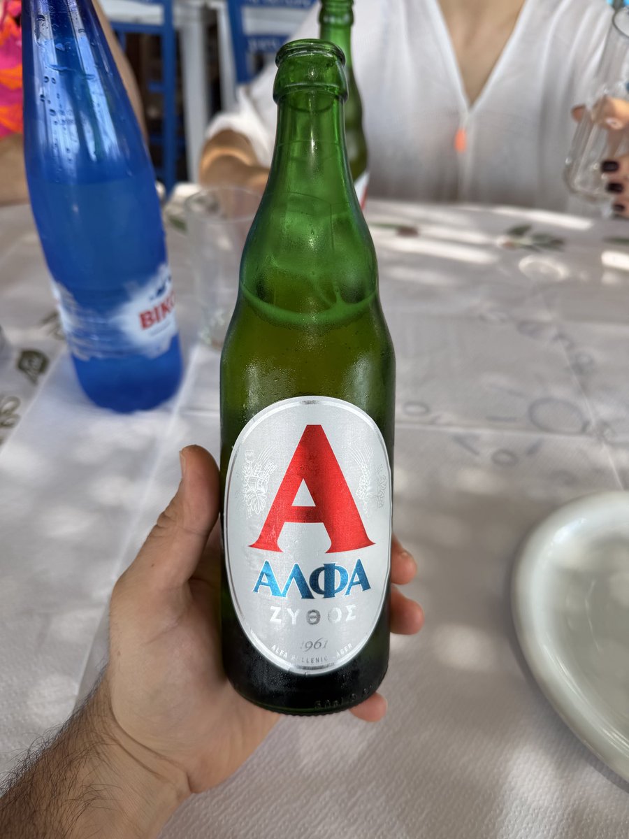 omorferbas's tweet photo. Tatil başladı birası https://t.co/CP4JCqlINv