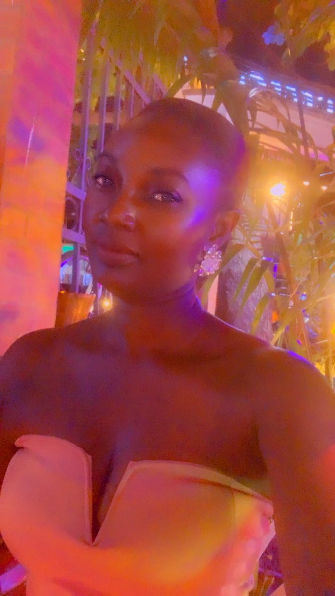 AdoleyCecilia's tweet photo. Wishing myself a day filled with joy, love, and wonderful memories. May this year bring me success and all the things that make my heart sing. HAPPY BIRTHDAY TO ME 😍
#Happybirthday https://t.co/s4HDjkQIJw