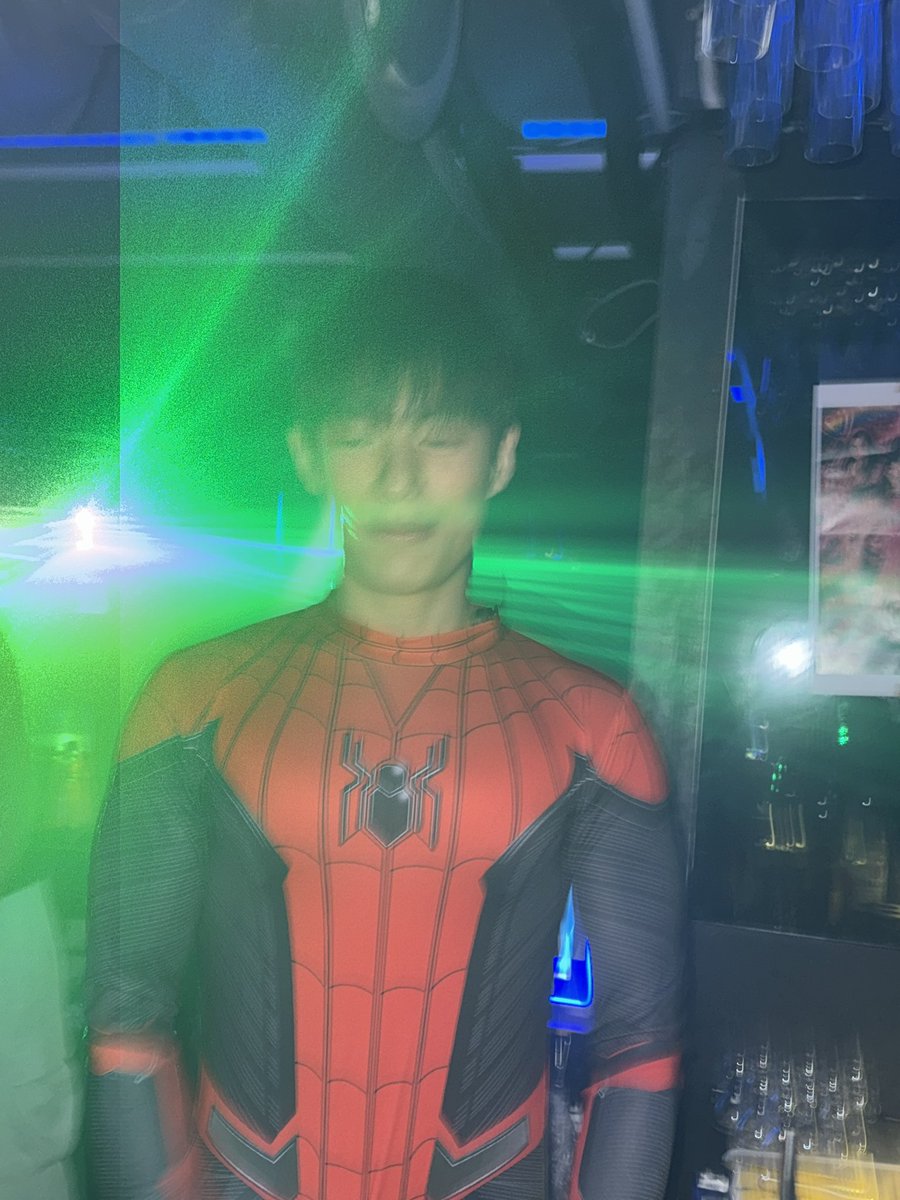 hello_slp's tweet photo. 클럽에서 어찌저찌..했습니다.. #게친소 #ㄱㅊㅅ https://t.co/SQjZ9Em6NF