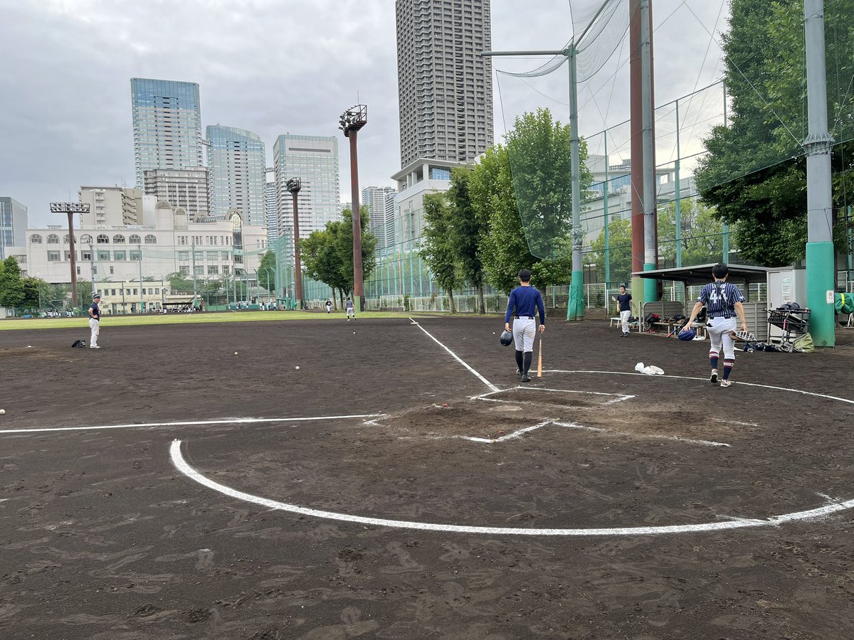 topgun_bbc's tweet photo. 【活動報告】5/24(日)練習試合→練習
本日は、東京都中央区月島運動公園野球場で練習を行いました⚾️

当初は練習試合を組んでおりましたが、相手様のご都合で試合ができず練習に変更しました🎵

ただ、非常に良い練習ができ、本当に良かったです👍トップガンでは新規部員、マネージャーを募集中です‼️ https://t.co/nqWreKAqfR
