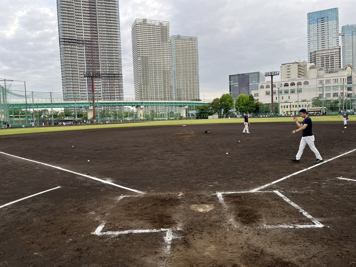 topgun_bbc's tweet photo. 【活動報告】5/24(日)練習試合→練習
本日は、東京都中央区月島運動公園野球場で練習を行いました⚾️

当初は練習試合を組んでおりましたが、相手様のご都合で試合ができず練習に変更しました🎵

ただ、非常に良い練習ができ、本当に良かったです👍トップガンでは新規部員、マネージャーを募集中です‼️ https://t.co/nqWreKAqfR