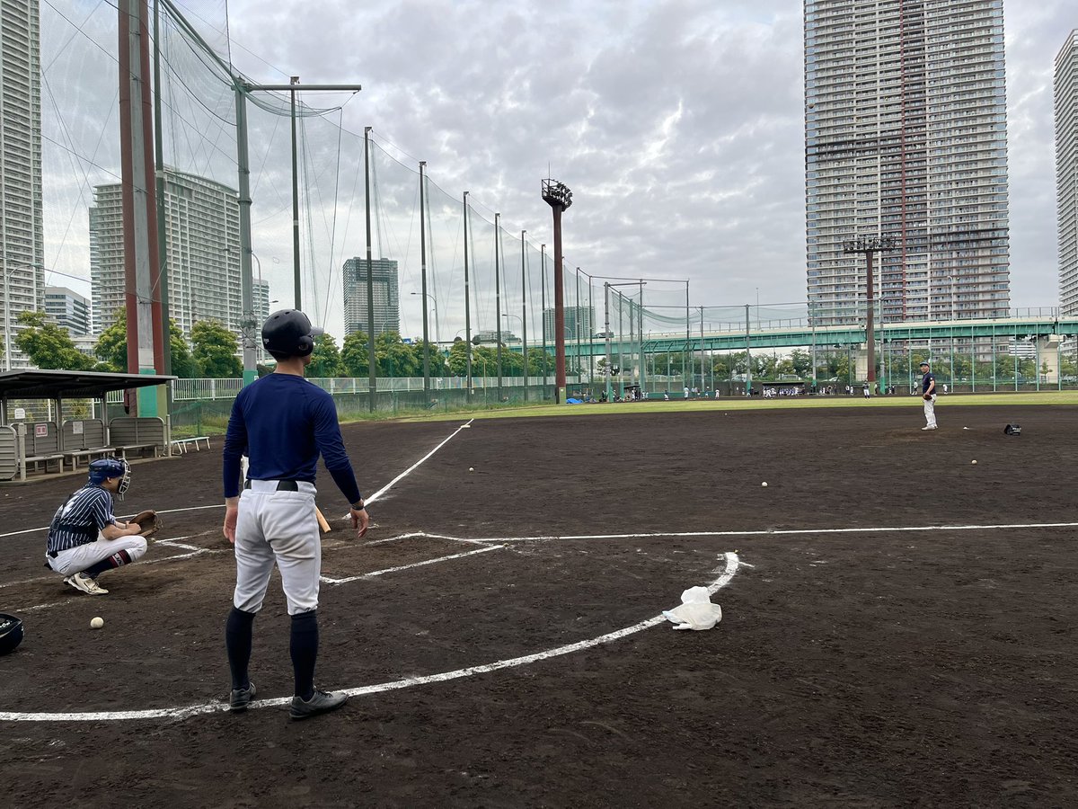 topgun_bbc's tweet photo. 【活動報告】5/24(日)練習試合→練習
本日は、東京都中央区月島運動公園野球場で練習を行いました⚾️

当初は練習試合を組んでおりましたが、相手様のご都合で試合ができず練習に変更しました🎵

ただ、非常に良い練習ができ、本当に良かったです👍トップガンでは新規部員、マネージャーを募集中です‼️ https://t.co/nqWreKAqfR
