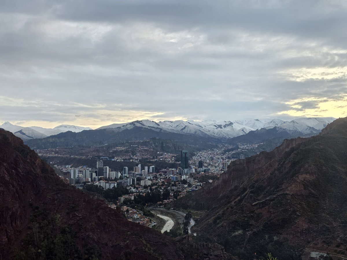PabloCamachoBol's tweet photo. Hermosa vista!!! https://t.co/ElDi0lkL8I