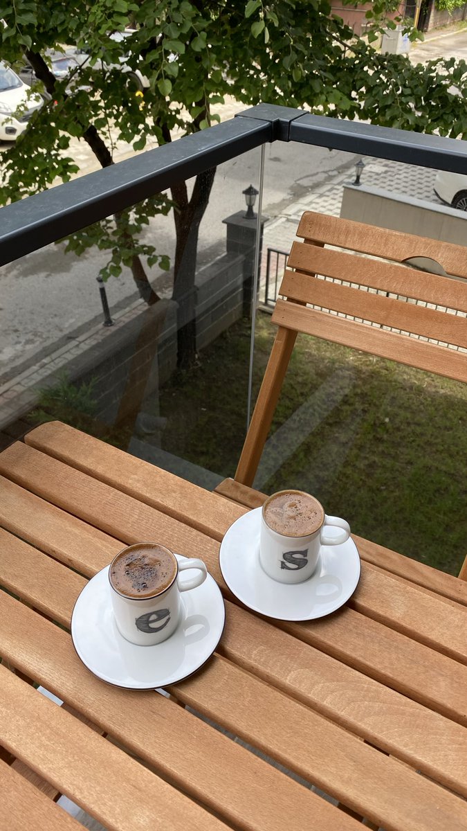 DemEdda's tweet photo. 🏡🪴bugün biraz me time sonra valiz hazırlık ✈️ https://t.co/qRyw8jJuQg