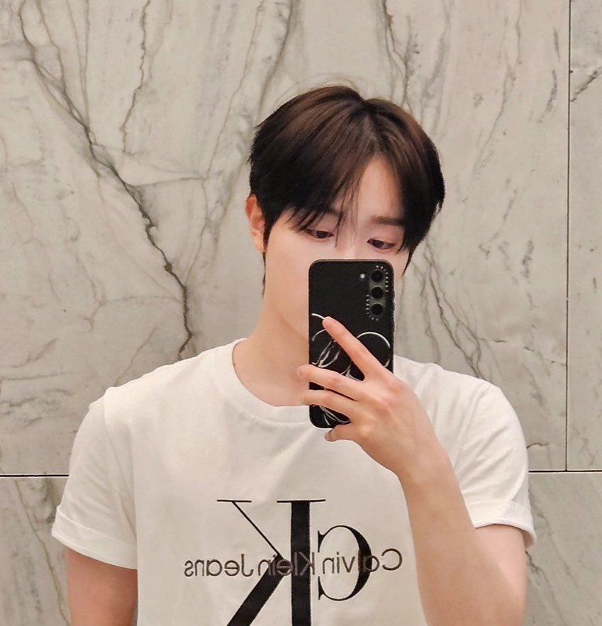 리치ೀ tweet media