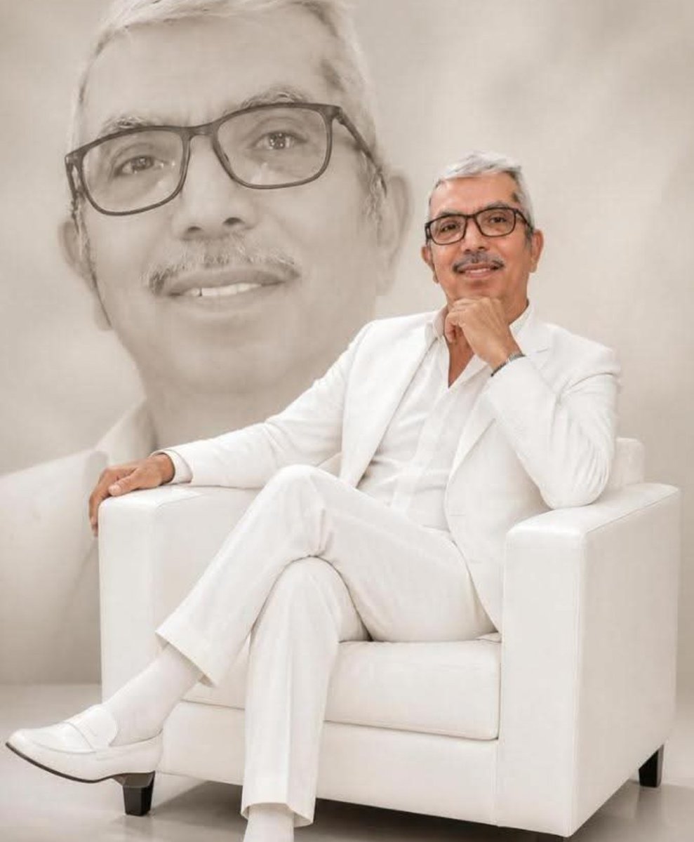 eerolunal's tweet photo. Erol Unal was born in Istanbul. He graduated from the Graphic Arts Department of Applied Fine Arts High School in 1968. After he worked at Rektaş Reklam between 1970-1971, Şark Reklam, 1971-1975 Ankara Advertising Agency, Artaş Reklam, between 1975-1978 at Ajanstek Reklamcılık https://t.co/PUEwk5613F