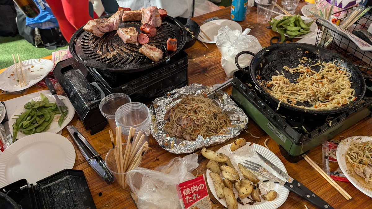 oak_friends's tweet photo. ガチ焼きに徹する卓
#楽園がーでん https://t.co/PYcSPSlxl6