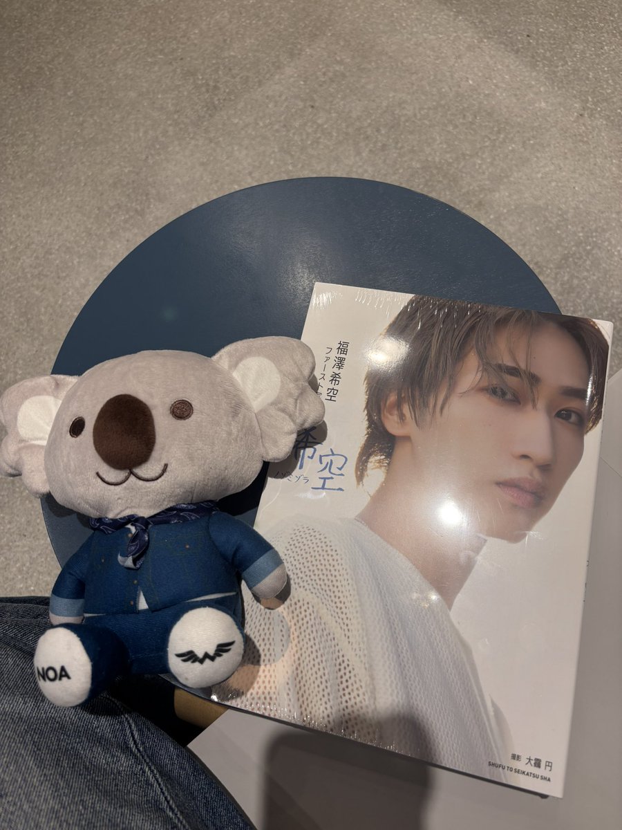 ldhex0927's tweet photo. 本日はお久しぶりの🐨♡お肌ちゅるんちゅるんお目目ウルウルめっっっちゃ可愛かった🥺♡いつも以上にキラキラオーラ凄くて…ブース入った瞬間あまりのキラキラ加減に後退りしそうに…😇😂写真集発売おめでと希空くん🙌 https://t.co/hLgG9WmeBm