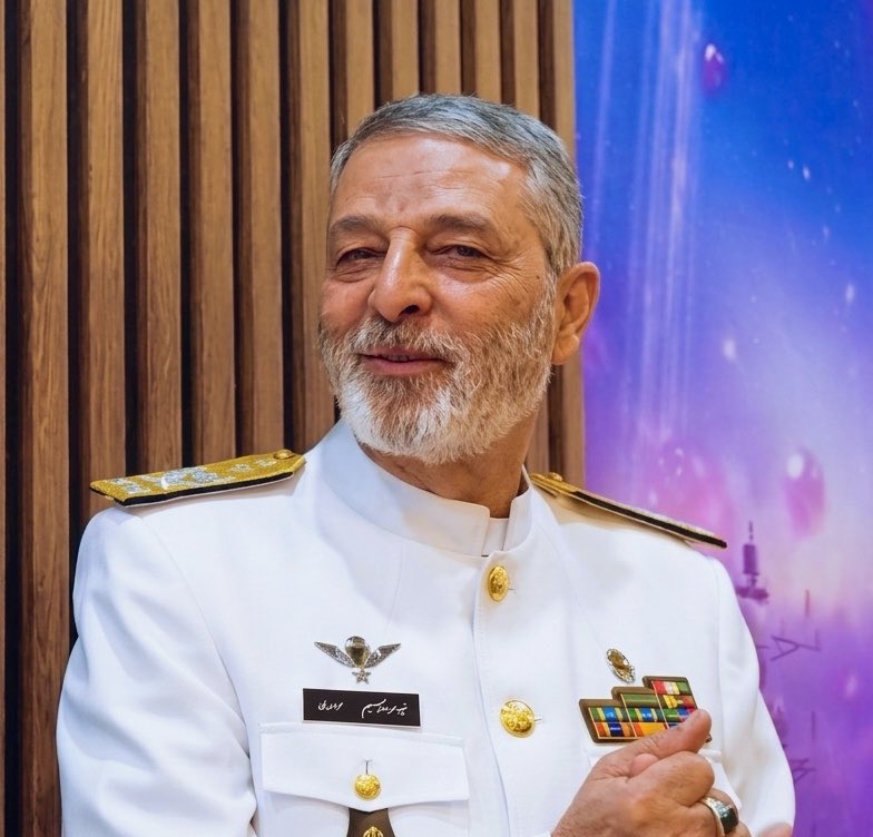 دریادار tweet media
