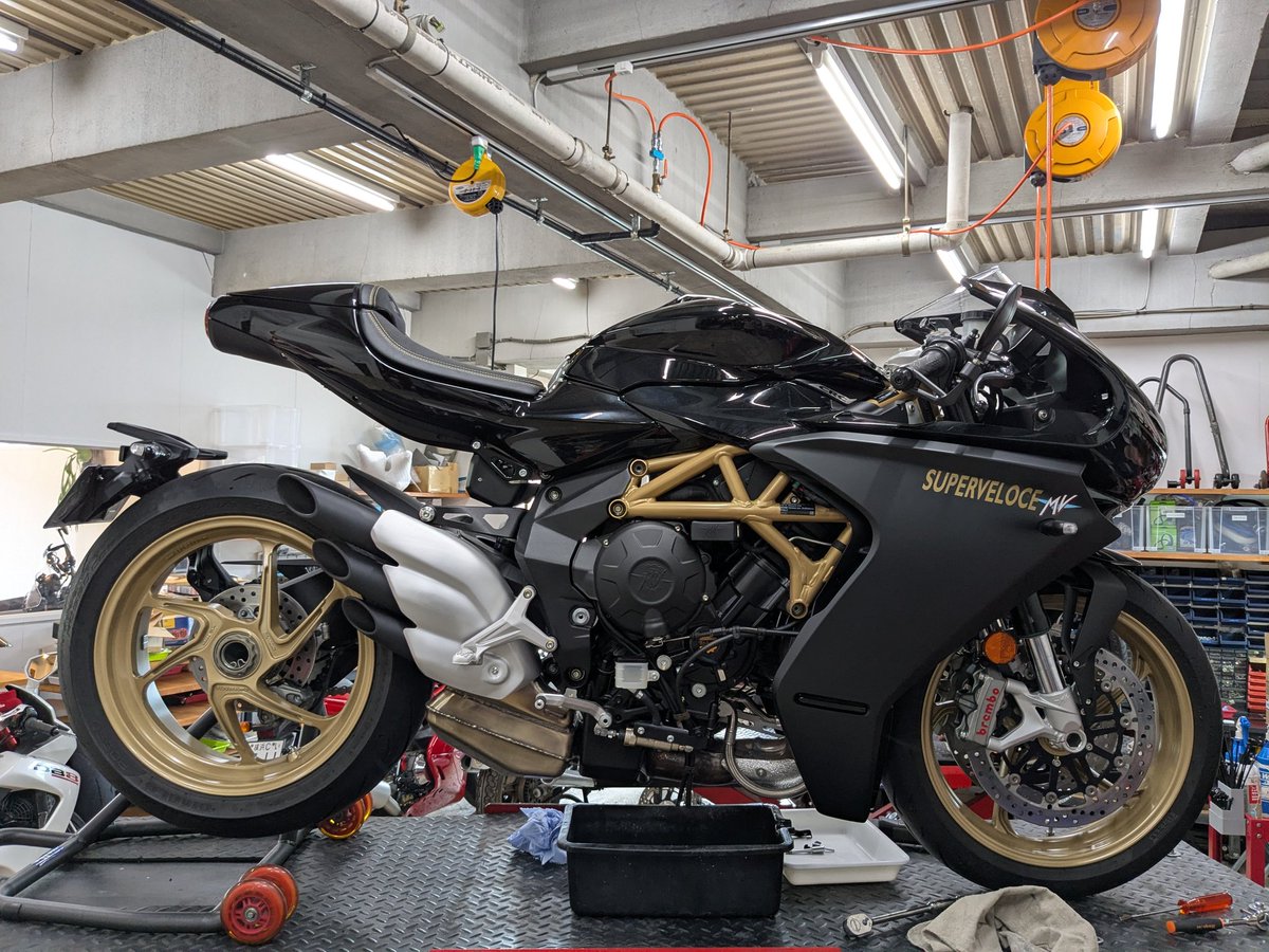 volto28's tweet photo. SV800
新車初回点検
他店購入の新規のお客様でした✨️ https://t.co/ZFRWACPJks