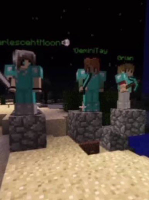 JunoTheRoyal's tweet photo. I miss the Villies </3 https://t.co/yw7L0W3HpW